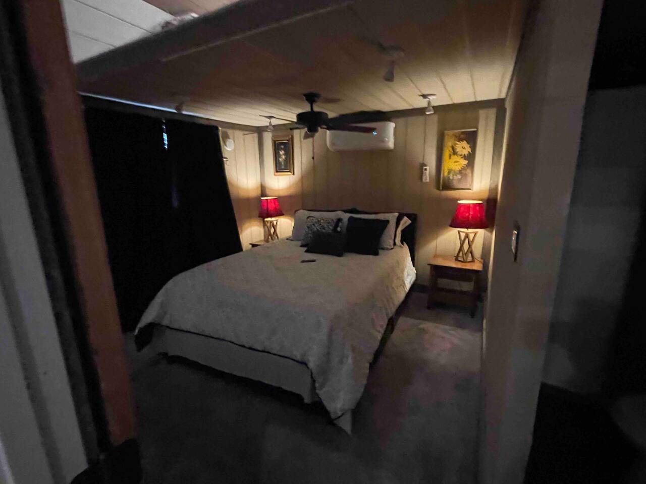 The Big Tiny White House