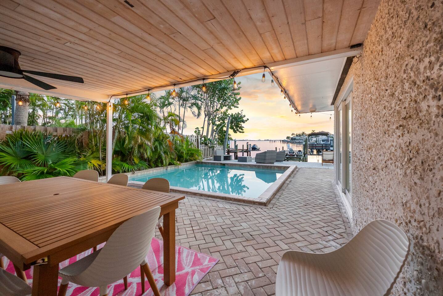 Gulf Front Pool Retreat | Hot Tub & Kayaks