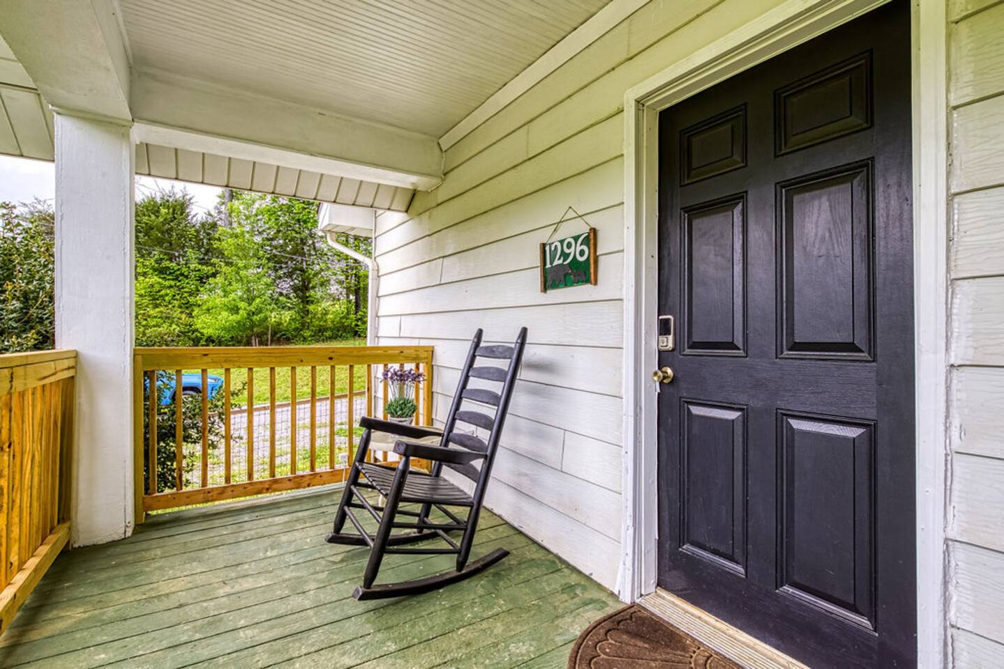 Black Bear Duplex -2 bed, 2 bath