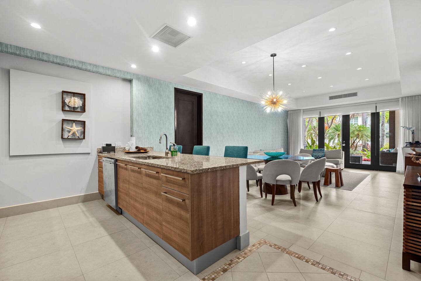 Bahia Breeze Villa-Ground Floor