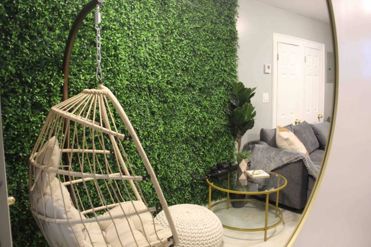 6BR NYC Retreat • Sleeps 16+ • 2 Parking • LGA/JFK