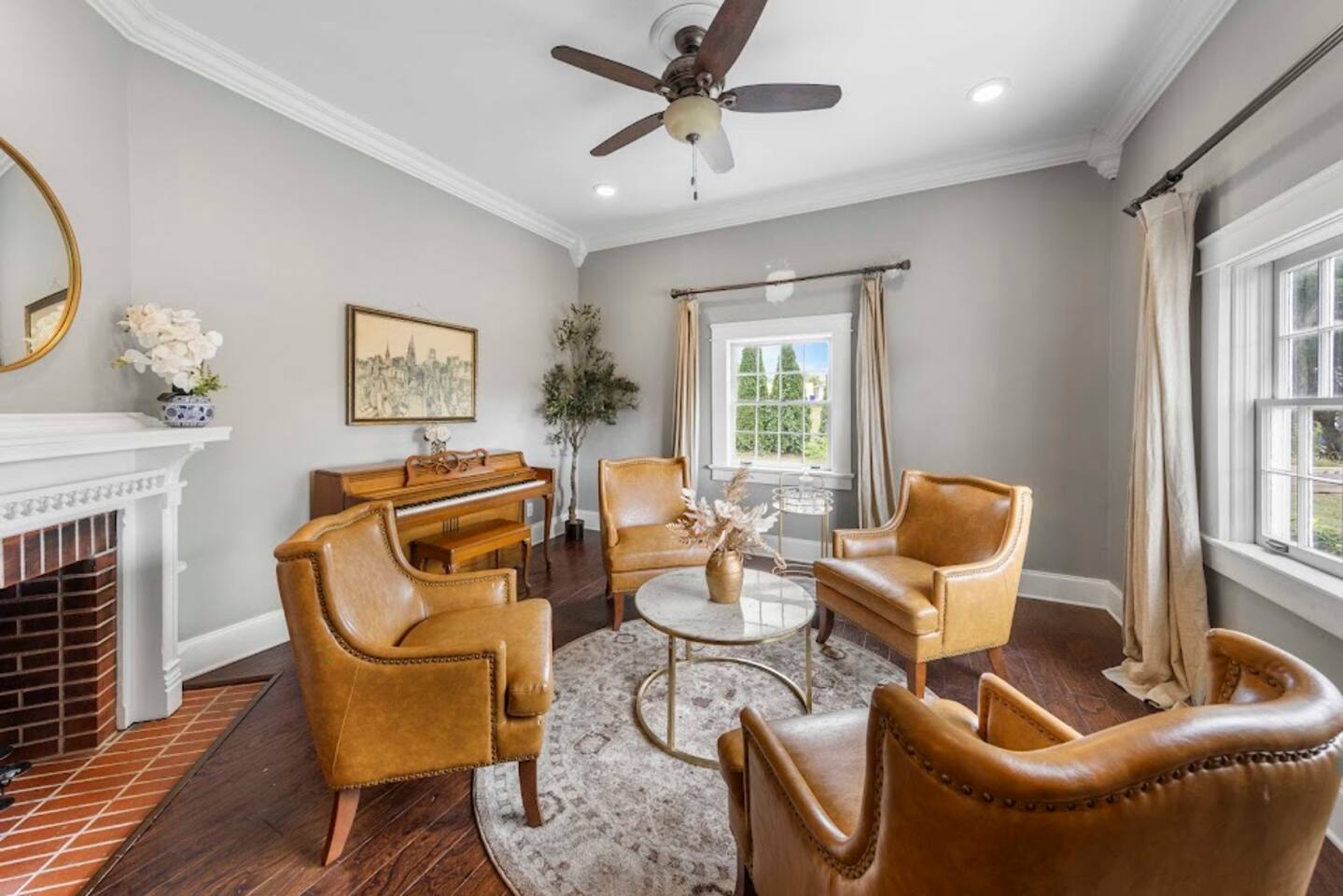 Historic Home in Downtown Clinton