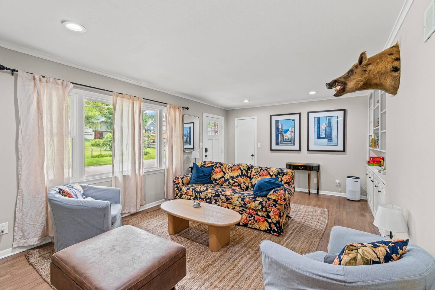 The Carrollton Retreat | Pets Welcome