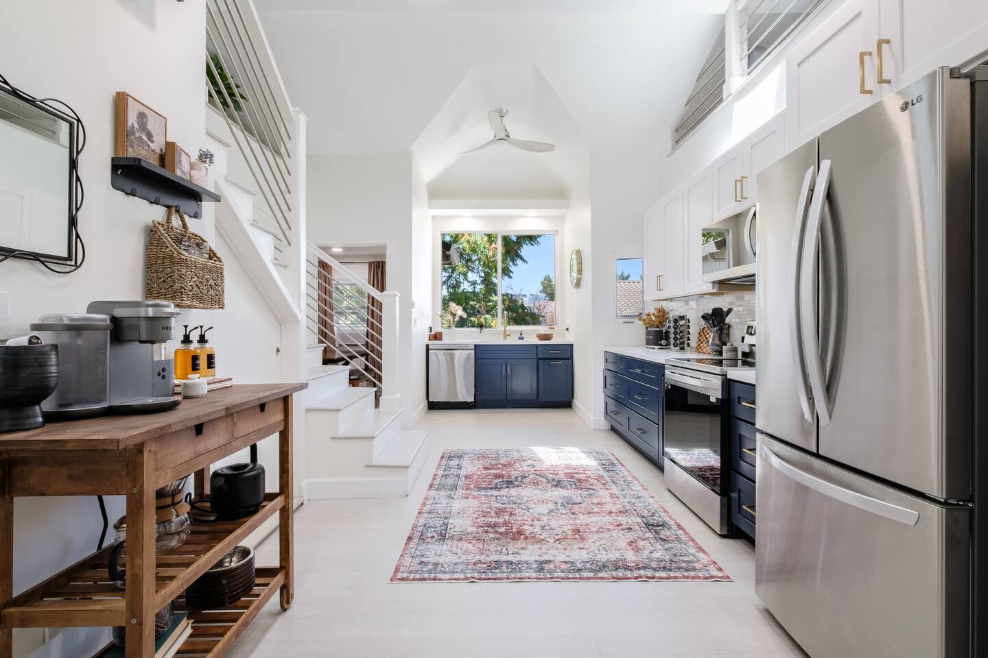 Ol’ Dame |Slps 10| Coffee Bar+Prime Location|Urban