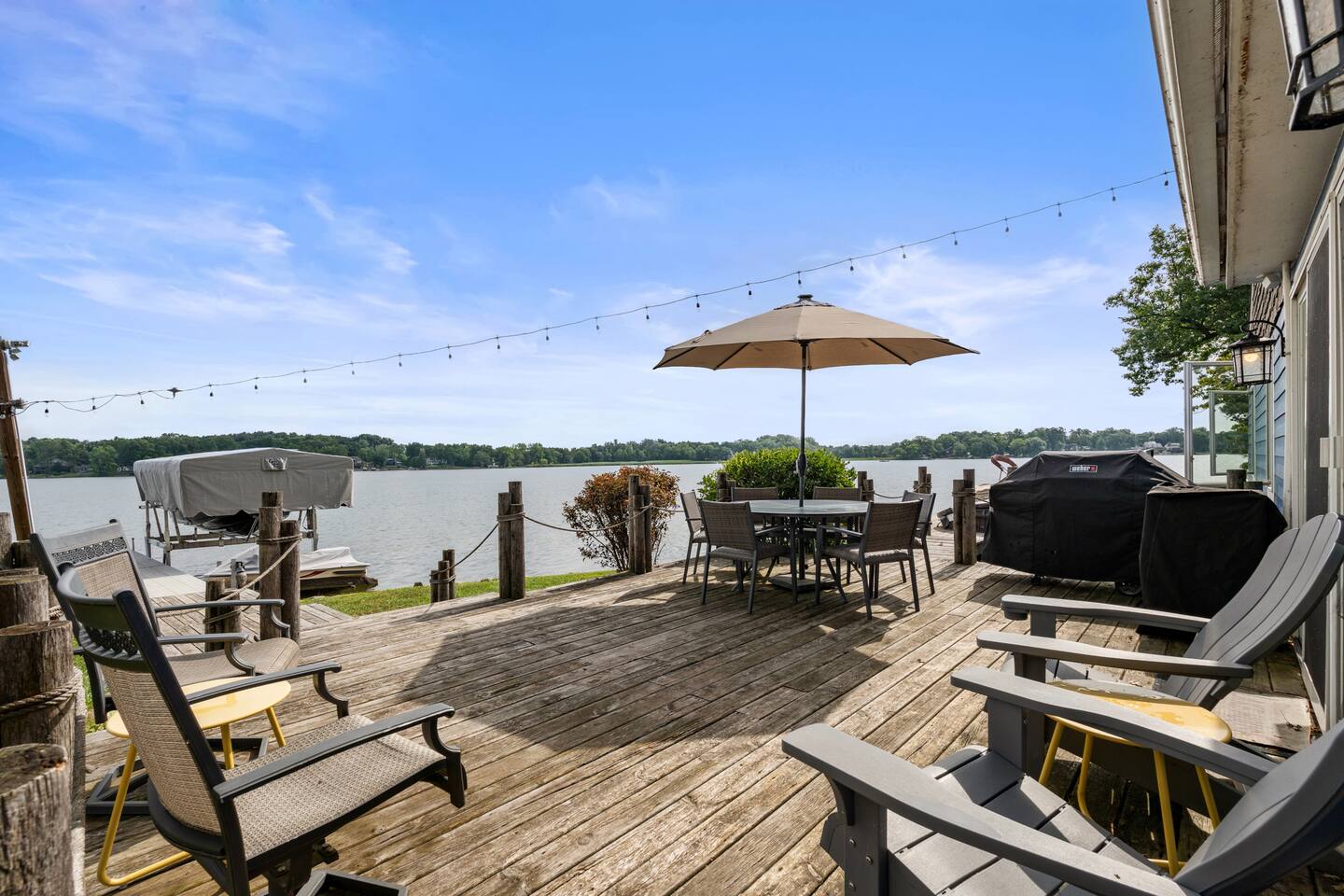 White Lake MI Lakeside Home, Hot Tub, Pet Friendly — photo 4
