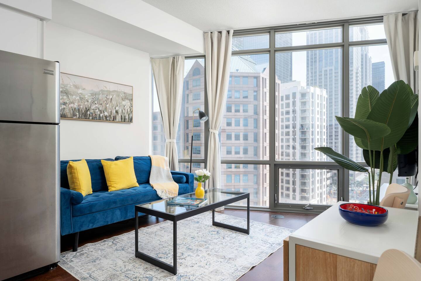 Stylish Central Suit |TMU & UofT