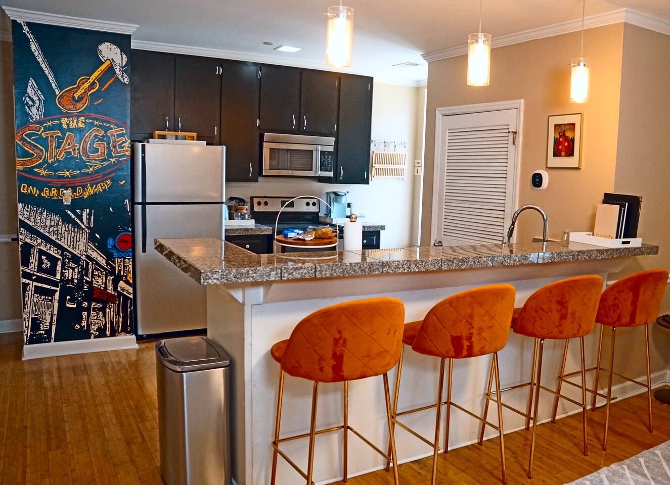 Best of Downtown Nashville! - Apartment