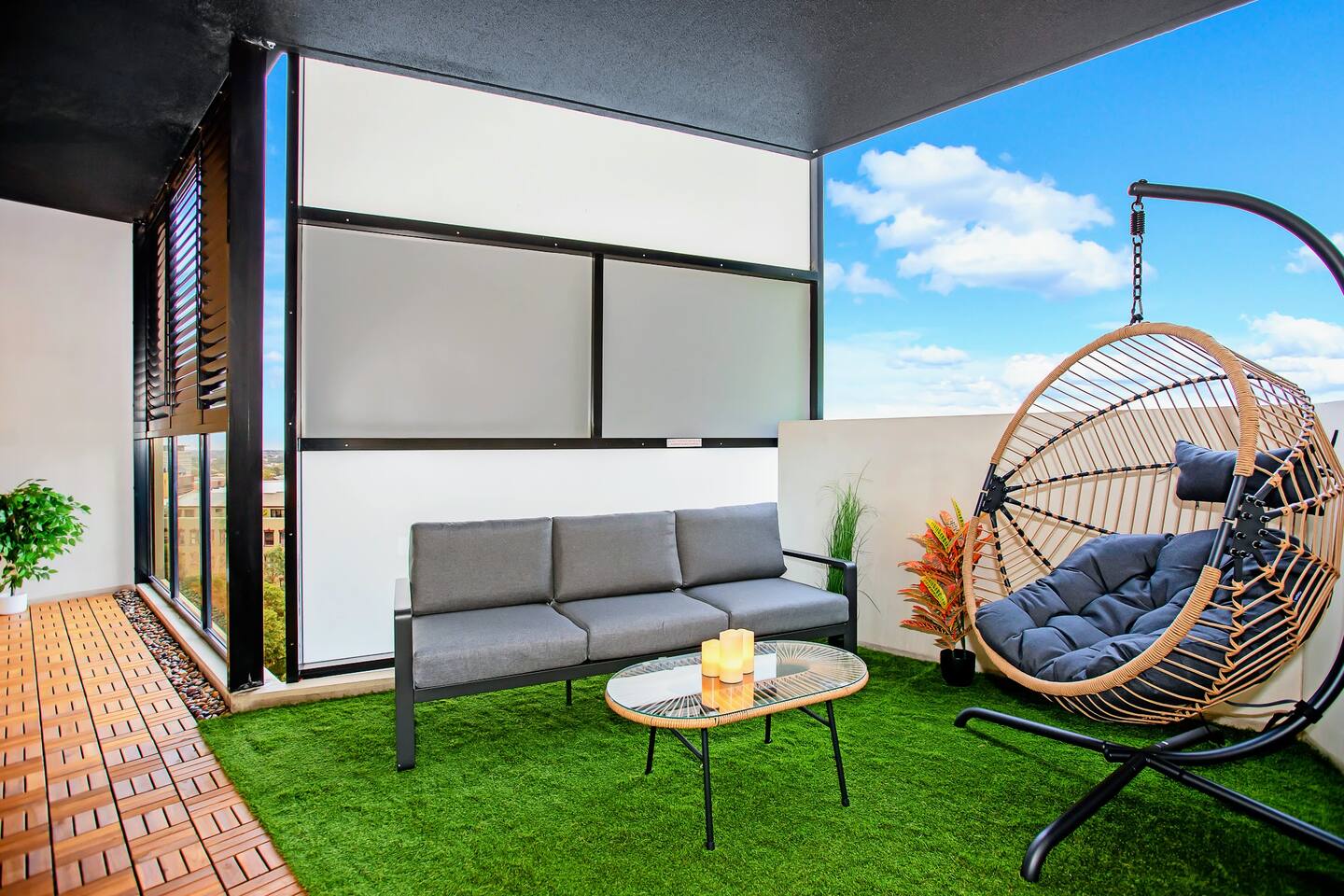 Jack's Citylight Retreat with Free Parking