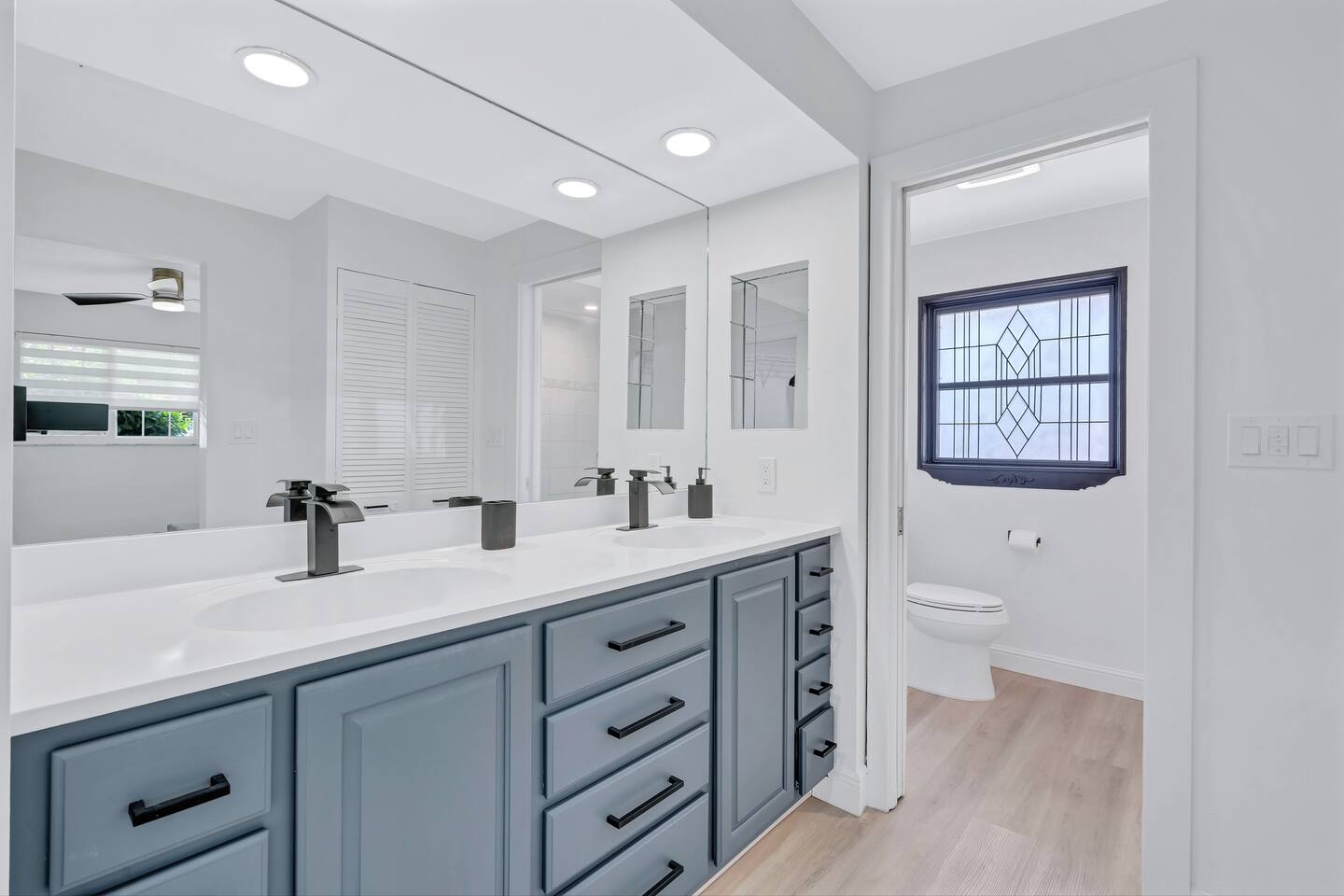Primary Suite Bathroom with walk-in shower