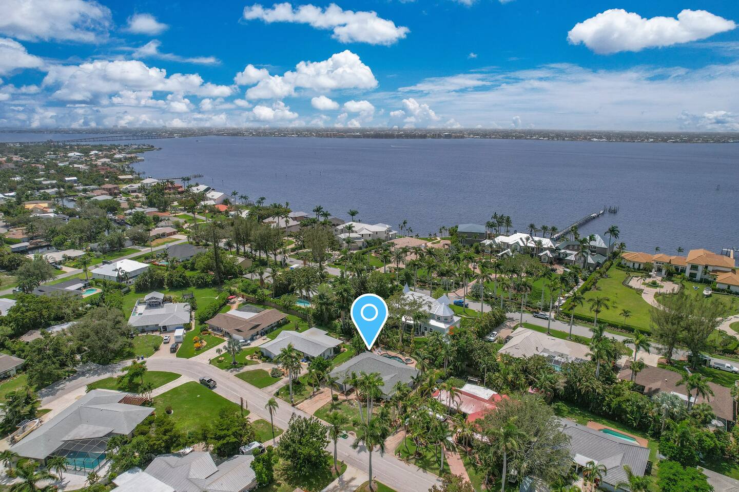 Neighborhood aerial view.
Home is only 3 houses away from the water!