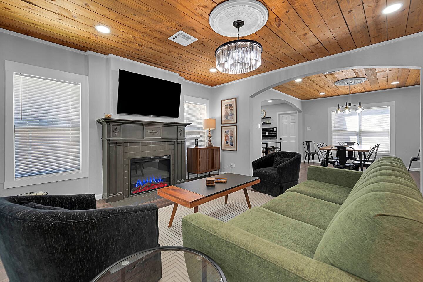 The Hines House-Walk to Baylor