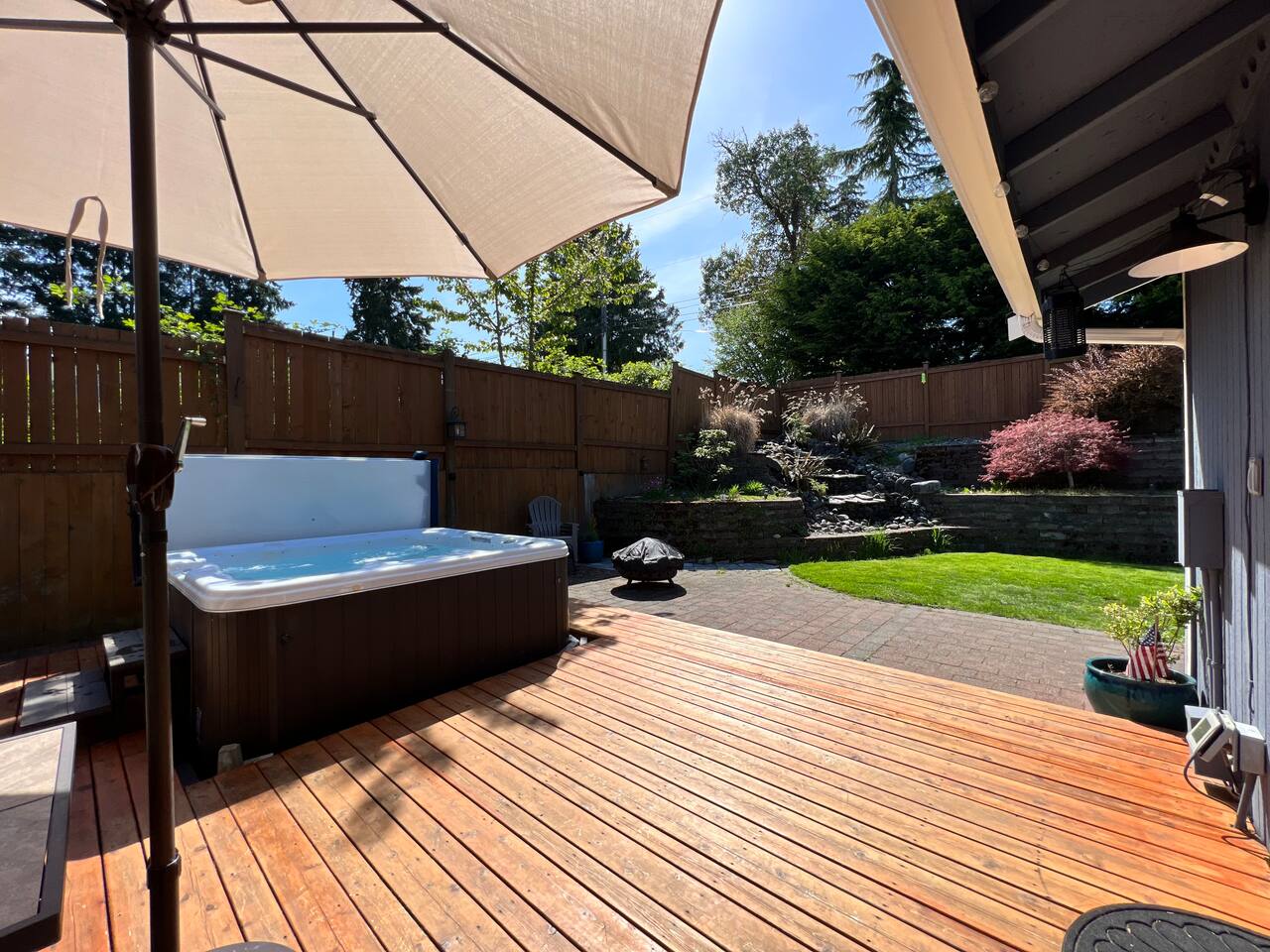 North Tacoma Hot Tub Retreat | Point Defiance