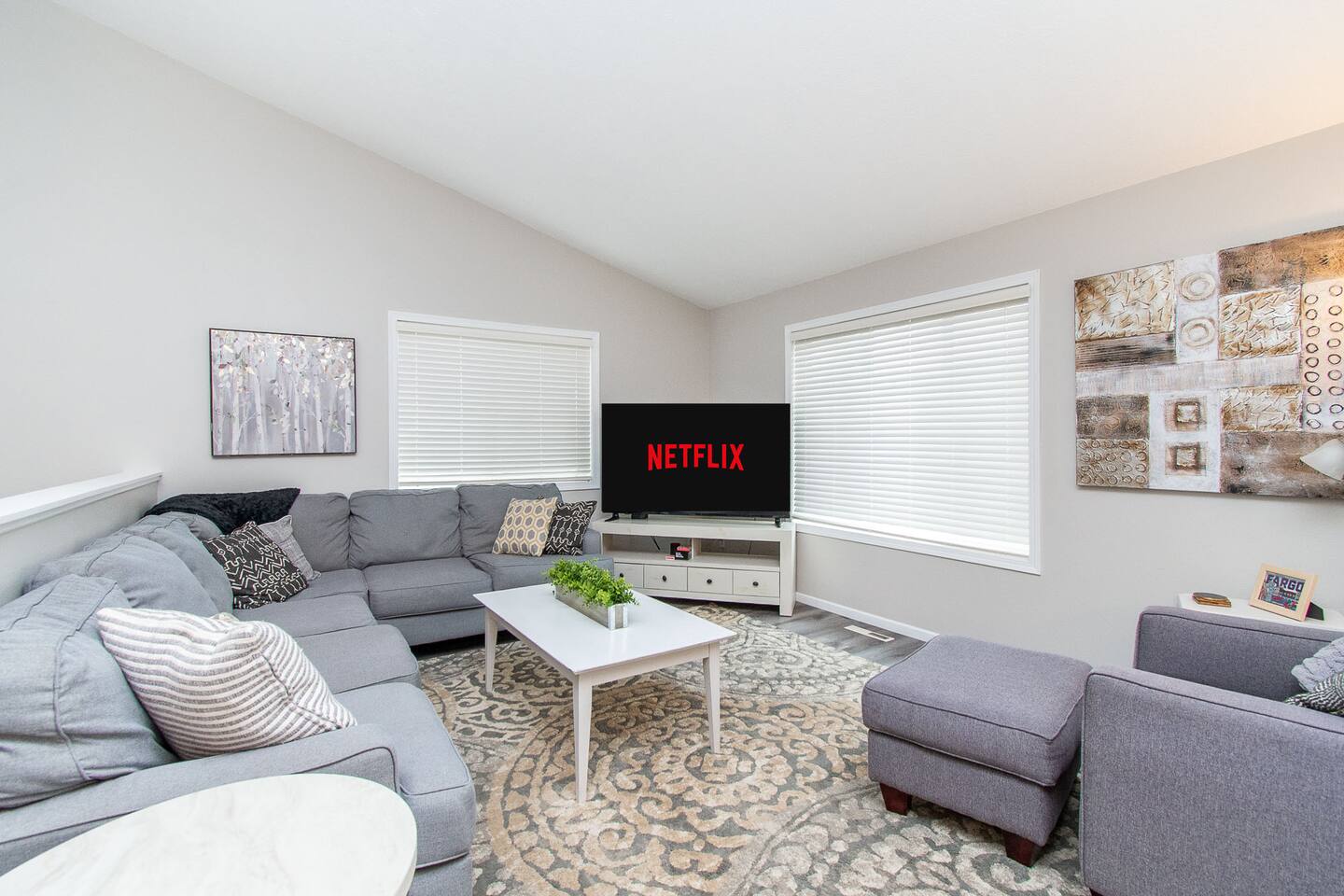 3BR I King, Patio, Garage, Self-Checkin, Smart TVs