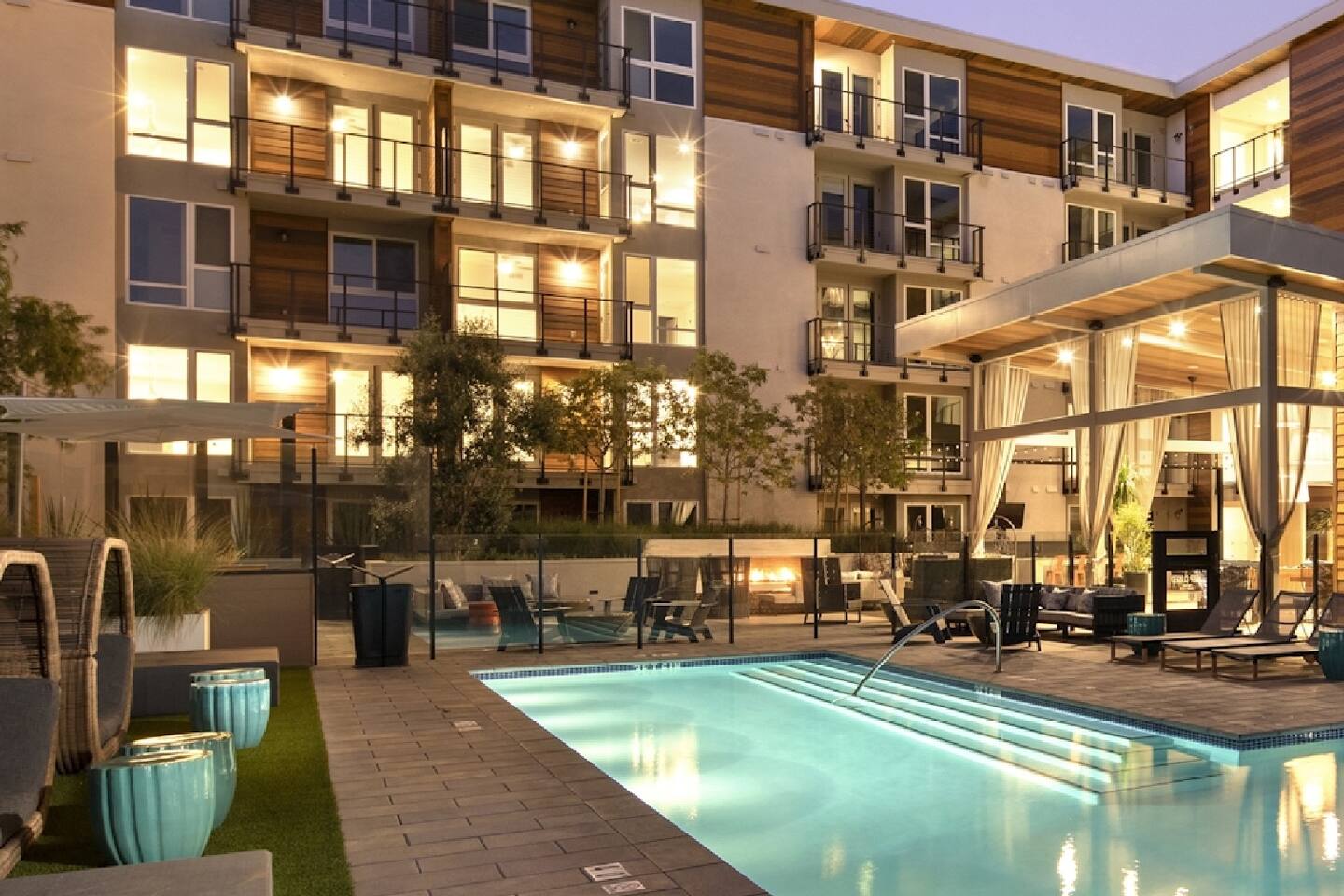 Sapphire Marina | Marina View Pool, Gym, Game Room