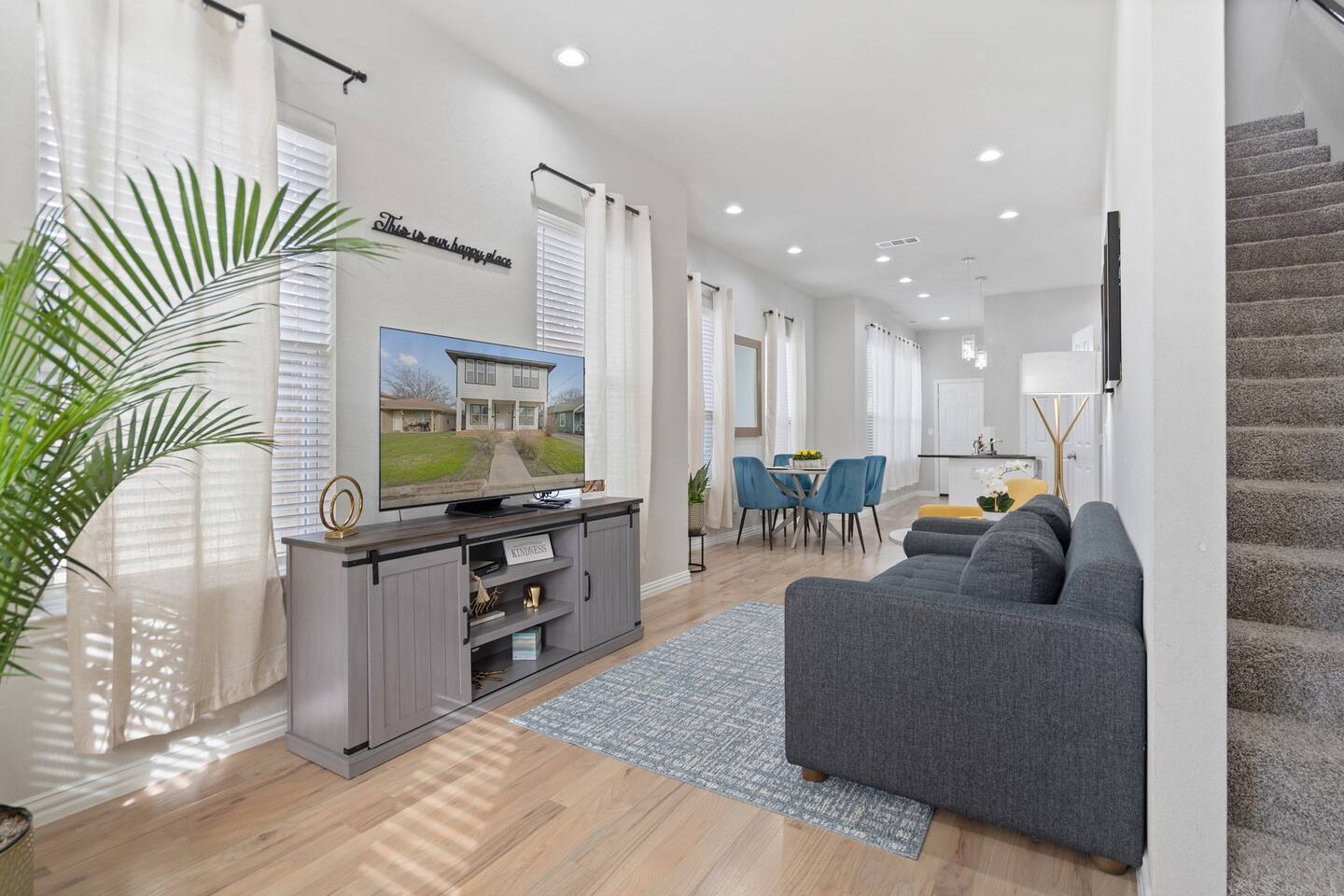 Pet Friendly Bishop Arts Home with Fenced Yard