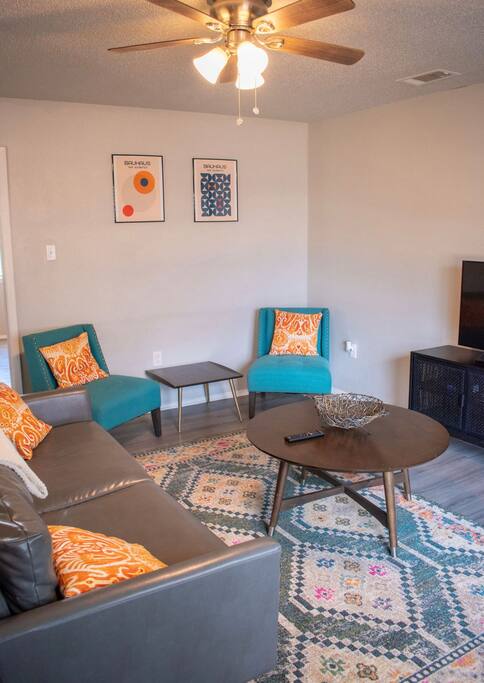 Hendrick | DataCenter personnel | 1 K/1 Q | PetsOK