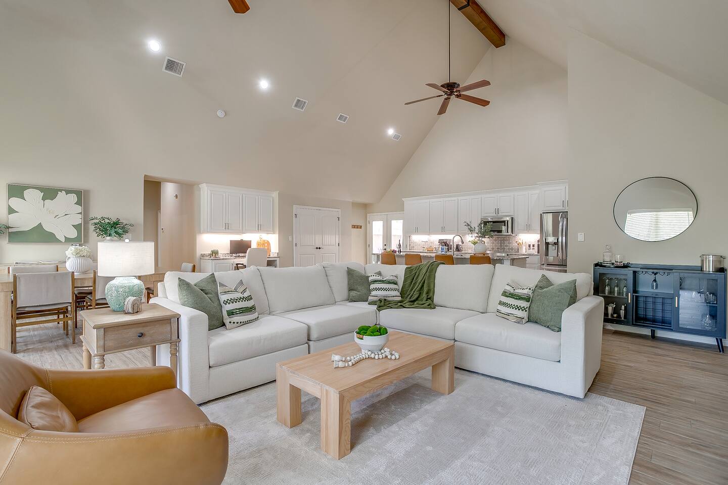 Granbury Lakehouse | Hot Tub, Fire Pit, Dock