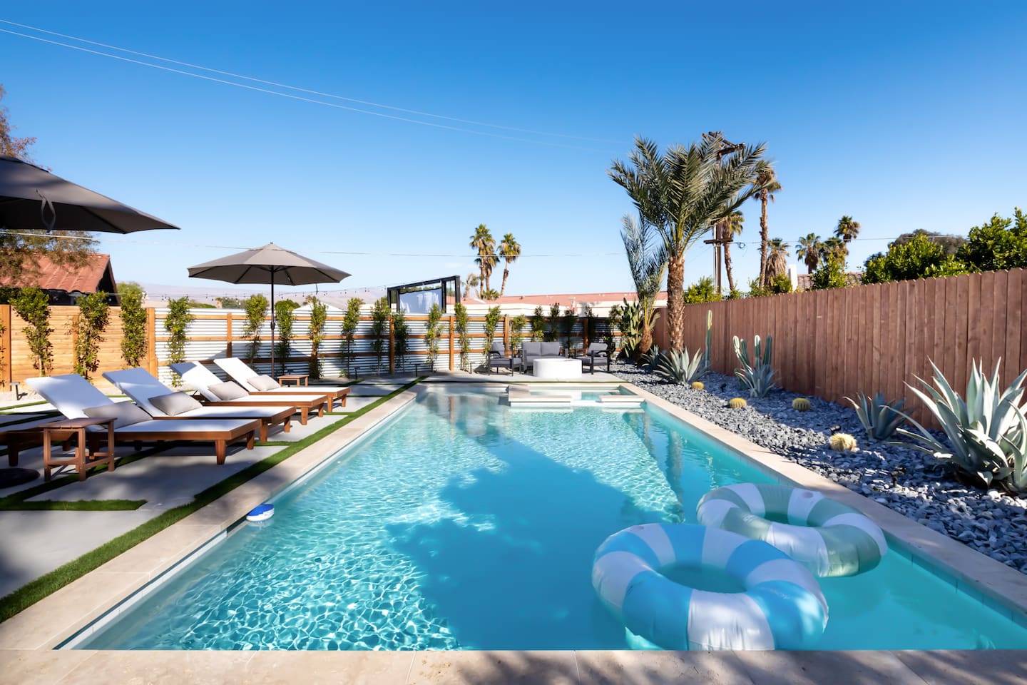 Desert Pool Retreat•Family Friendly•Pet Friendly