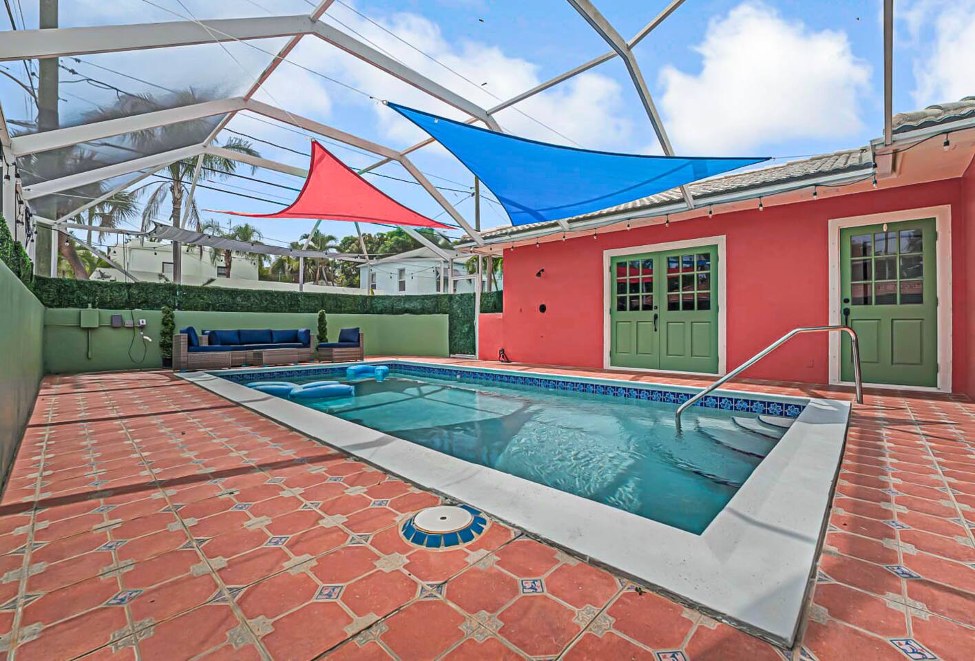 Walk to DT | 1 M to Beach | Golf | Heated Pool!