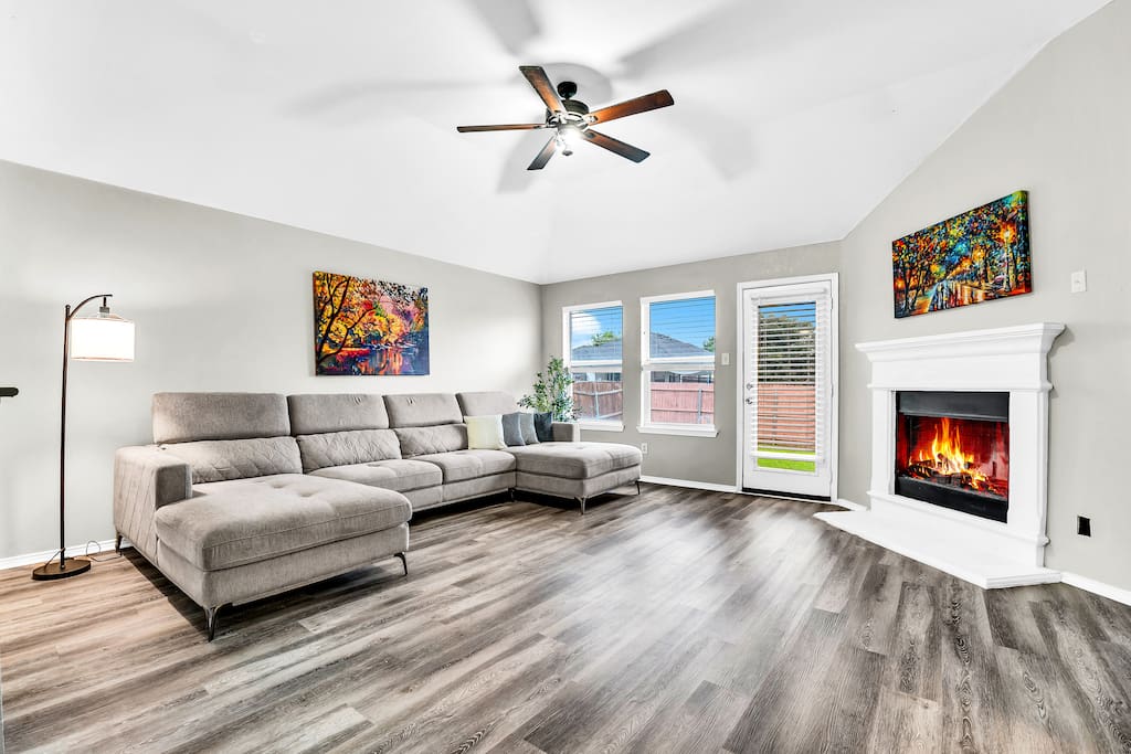 Monthly Rental in Lancaster TX