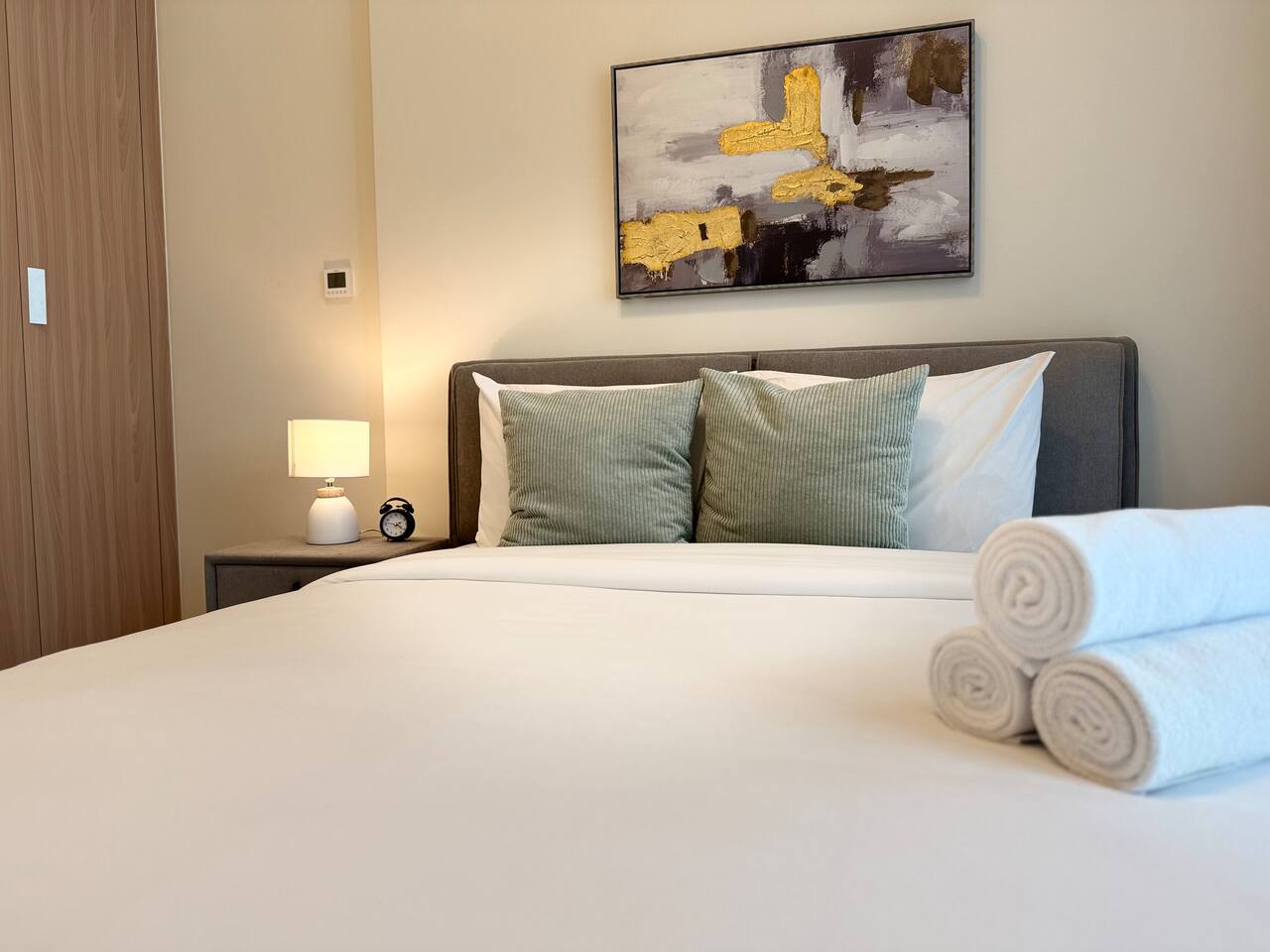 ASHRI HH Condo In Riviera Meydan