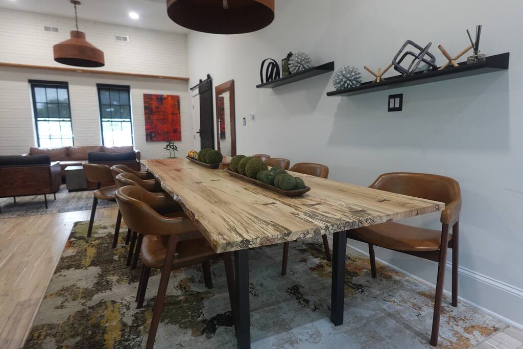 Top-Floor Retreat • Patio • 15 Min Walk to Metro