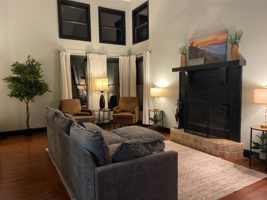 Tranquil Mountain Lodge Escape Near Carters Lake
