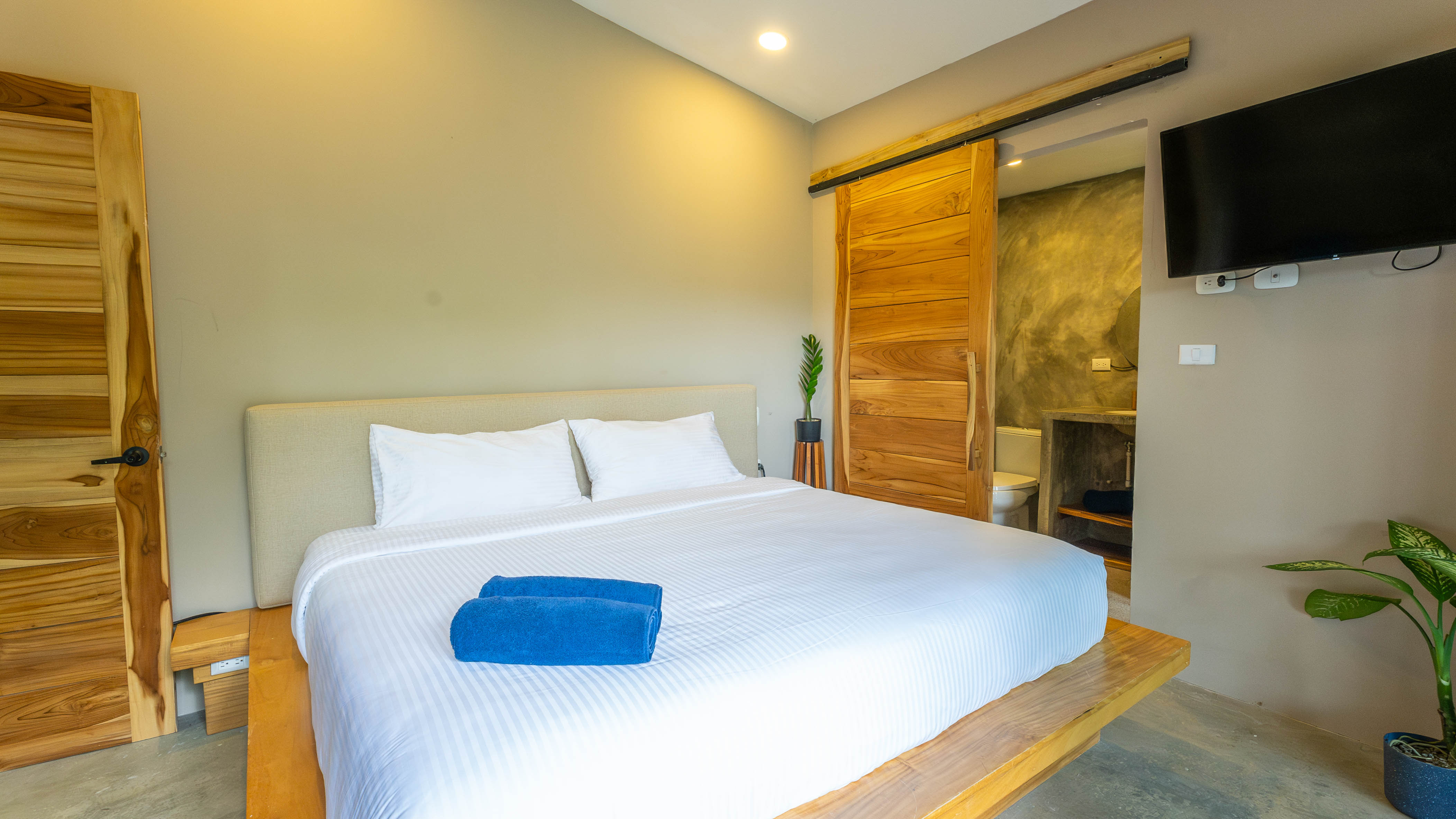 Tropical Villa w/Private Pool @ Casa Bamboo