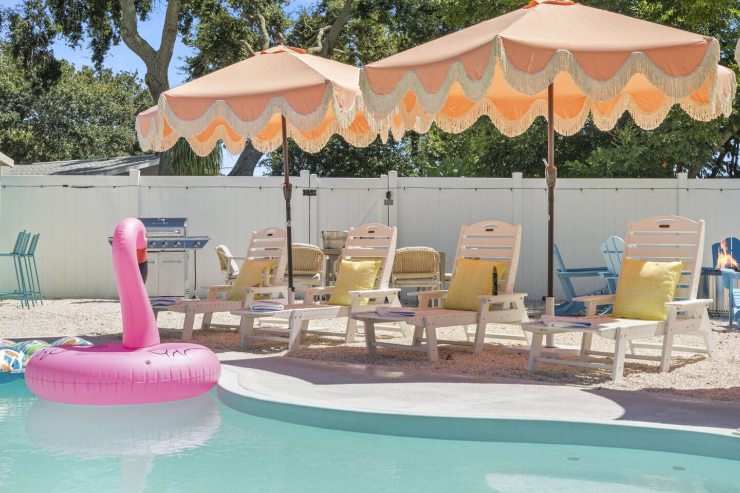 HotTub+HeatedPool+MiniGolf minutes to Beaches