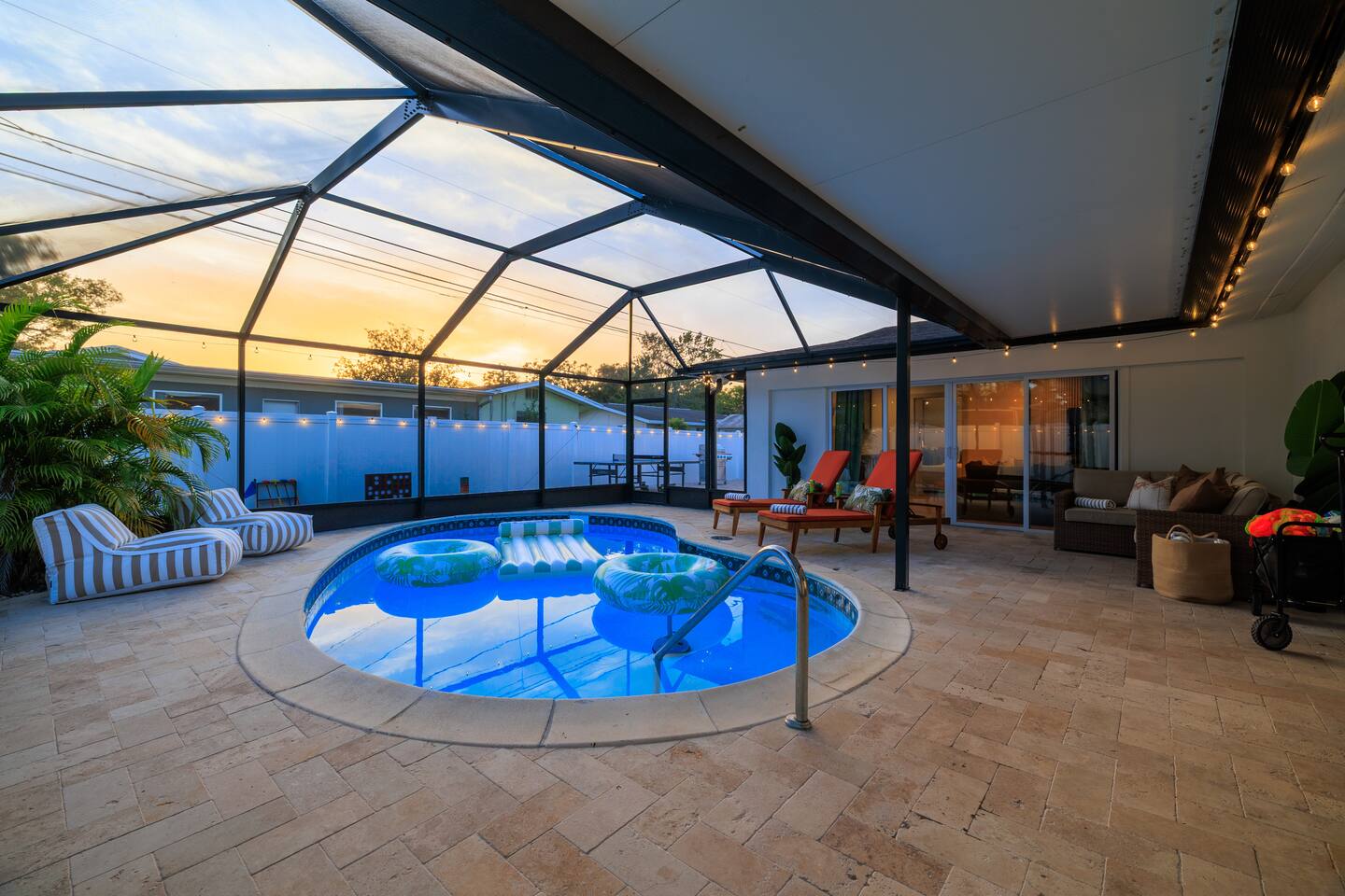 Luxury Villa w/ Heated Pool, Mini Golf & Games