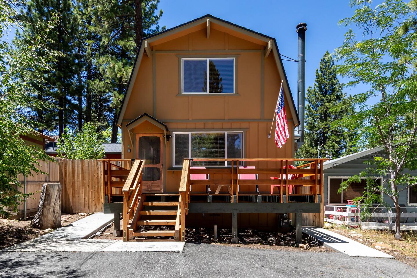 Lakewood Landing / Close to Boulder Bay