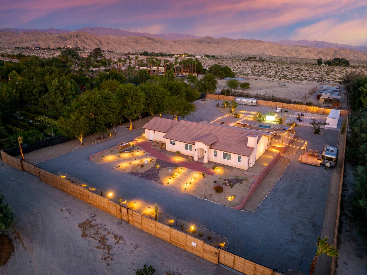 Desert Moon, Acre, Pet Friendly, Pickleball Court