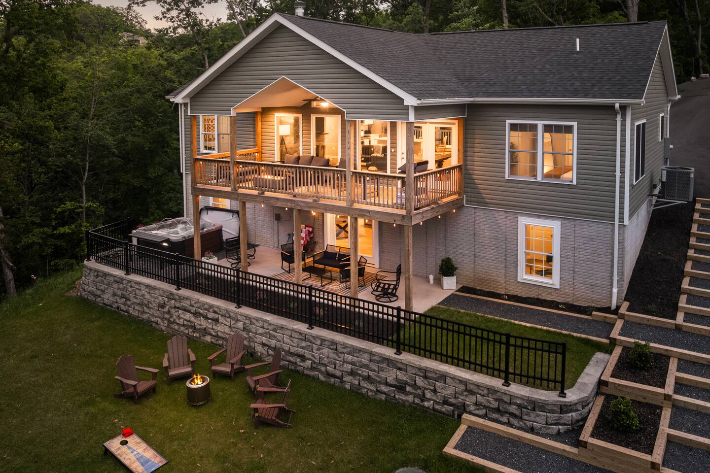 The Apple Mountain House