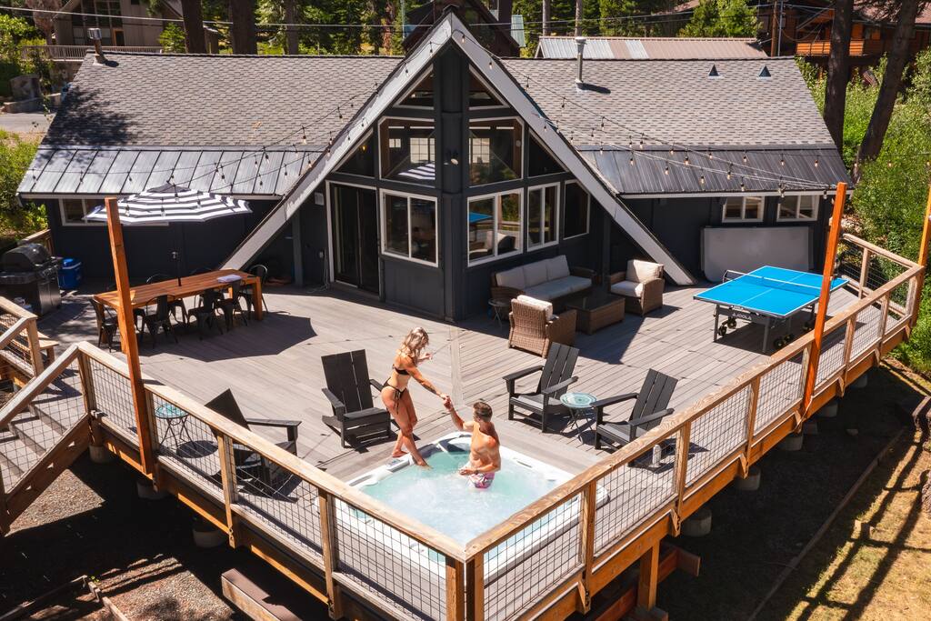 4BR Cabin | Hot Tub, BBQ, Ping Pong, Lake & Trails