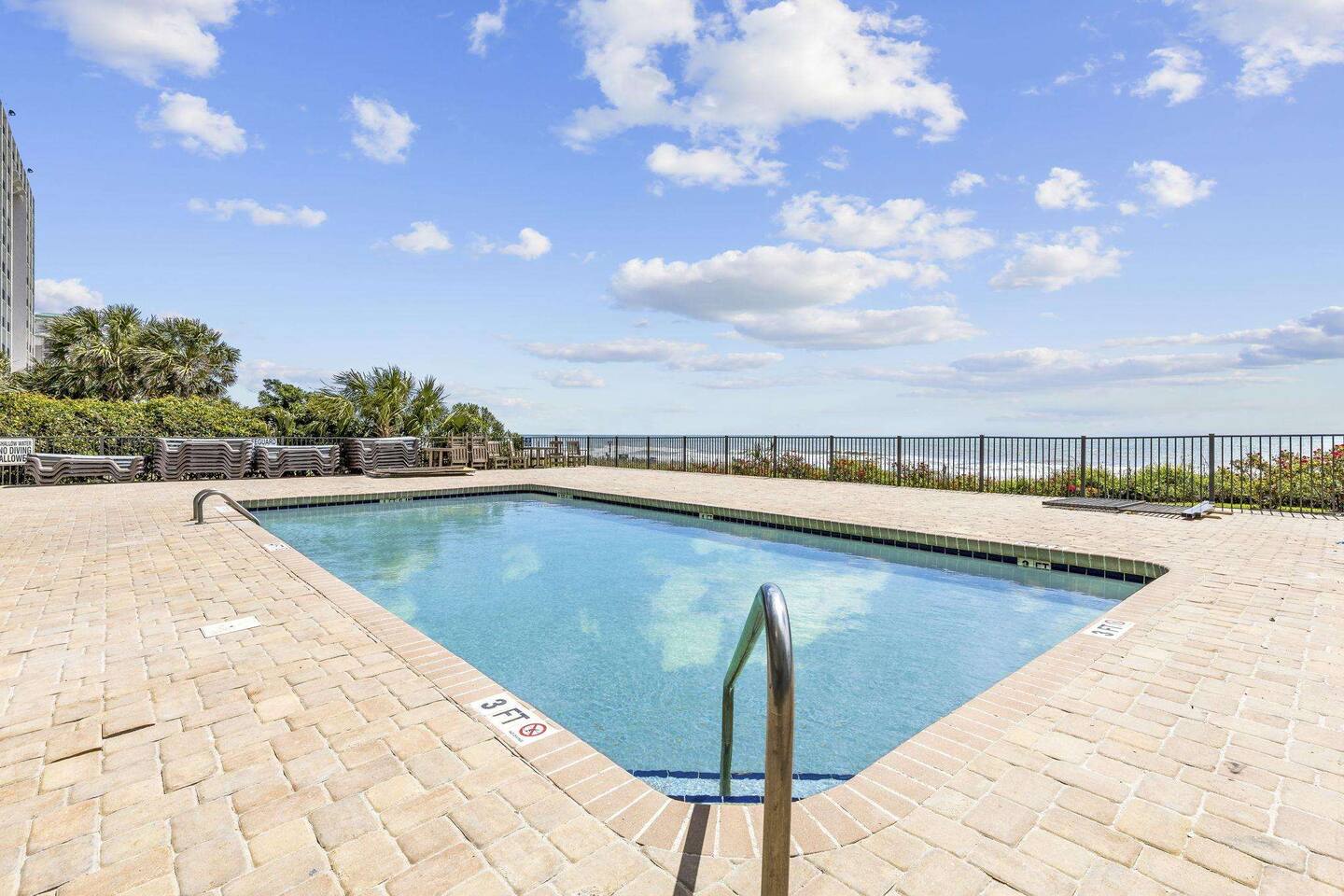 2BR Oceanview Condo w/ Pools | Bluewater Resort
