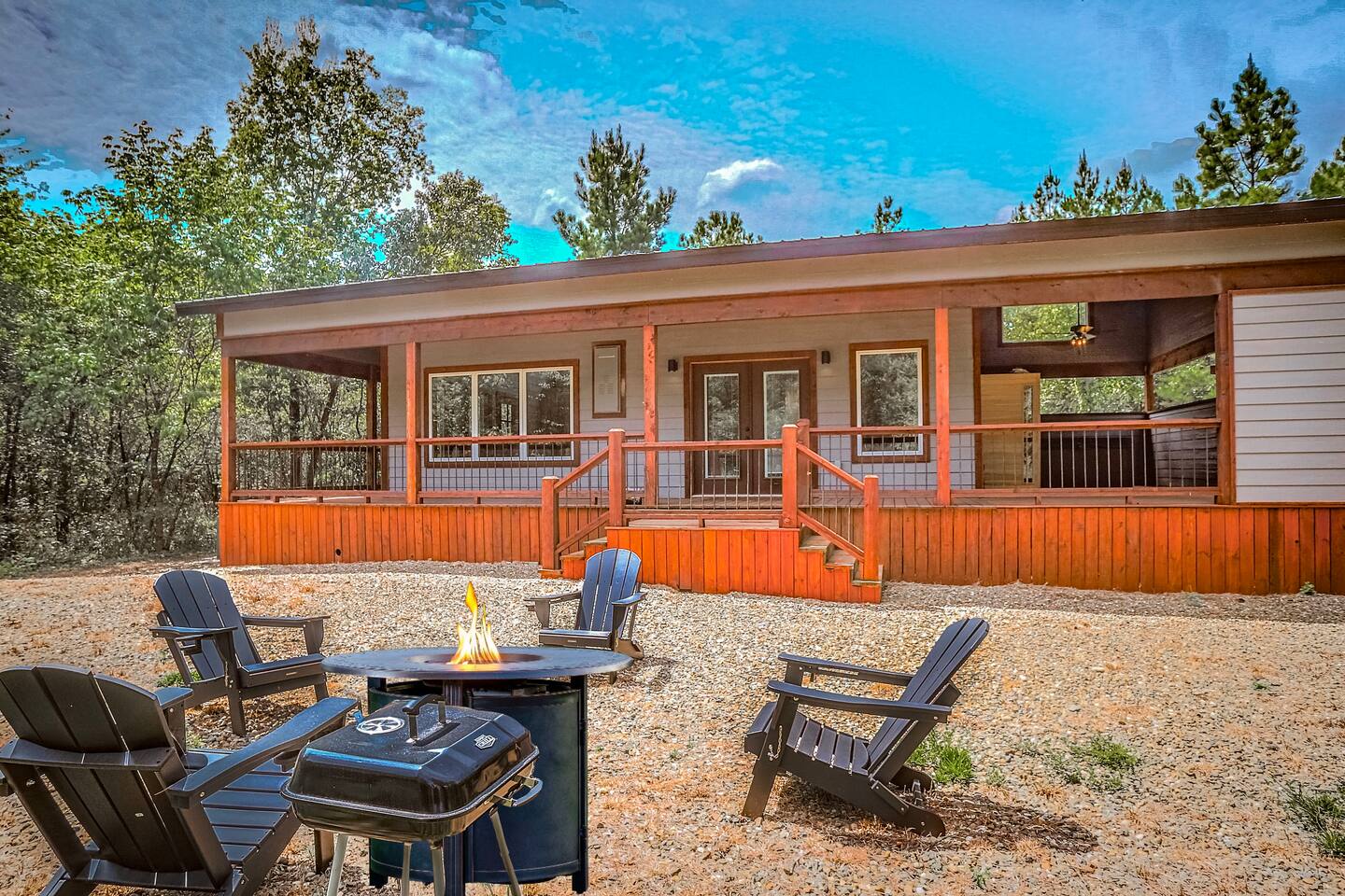 Cabin • Sauna, Firepit & Views