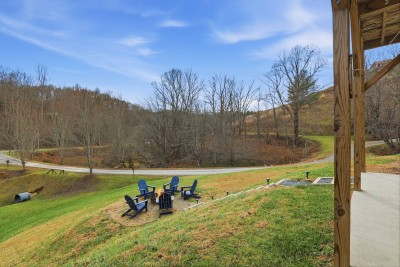 Last Minute Deals! ~Fire Pit, Hot Tub,  on Creek! photo 10