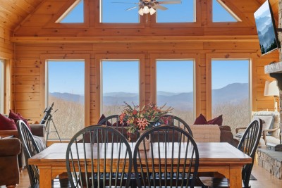 Hot tub! Fire pit Mountain Views~Buena Vista Cabin photo 3