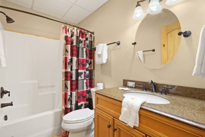 Deal on Elk Laurel -5BR Log Cabin Hot Tub~Fire Pit photo 7