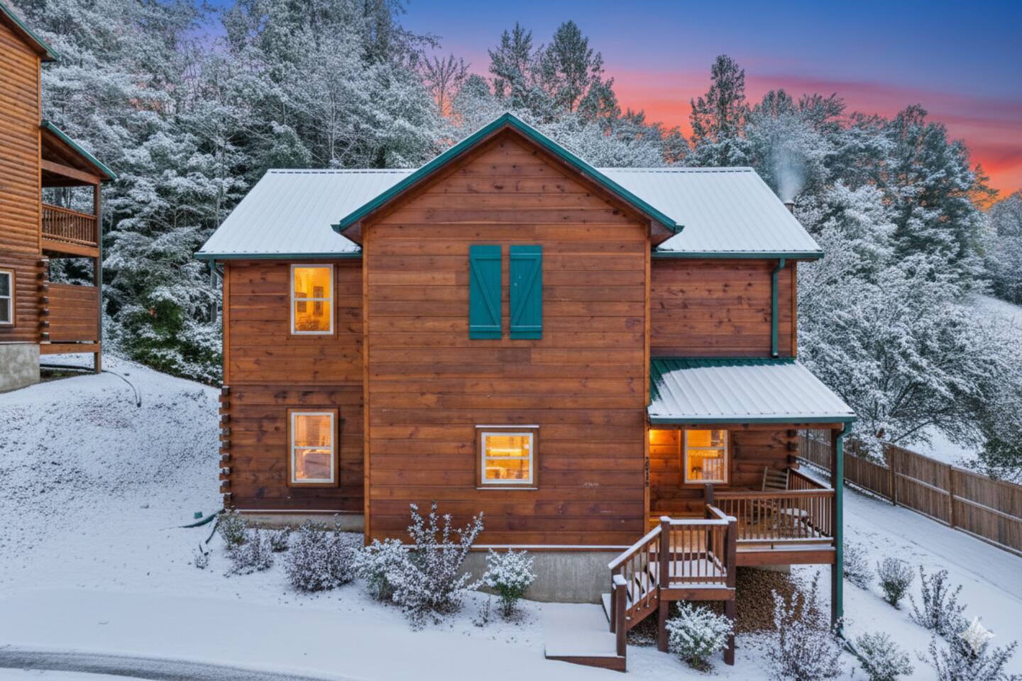 One Mile to PForge , Theater, Billiards , Hot Tub