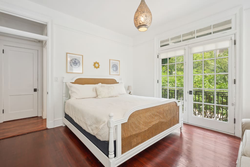 Parisian-Chic Condo in the Heart of Savannah