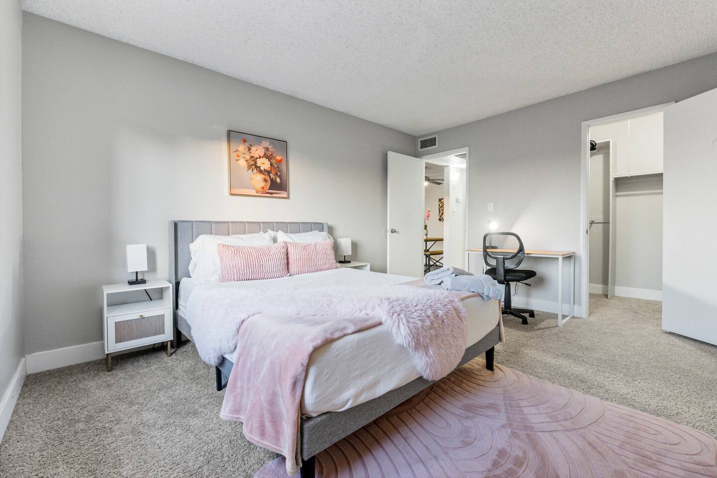 Pool | Gym | Great for Mid/Long Stays