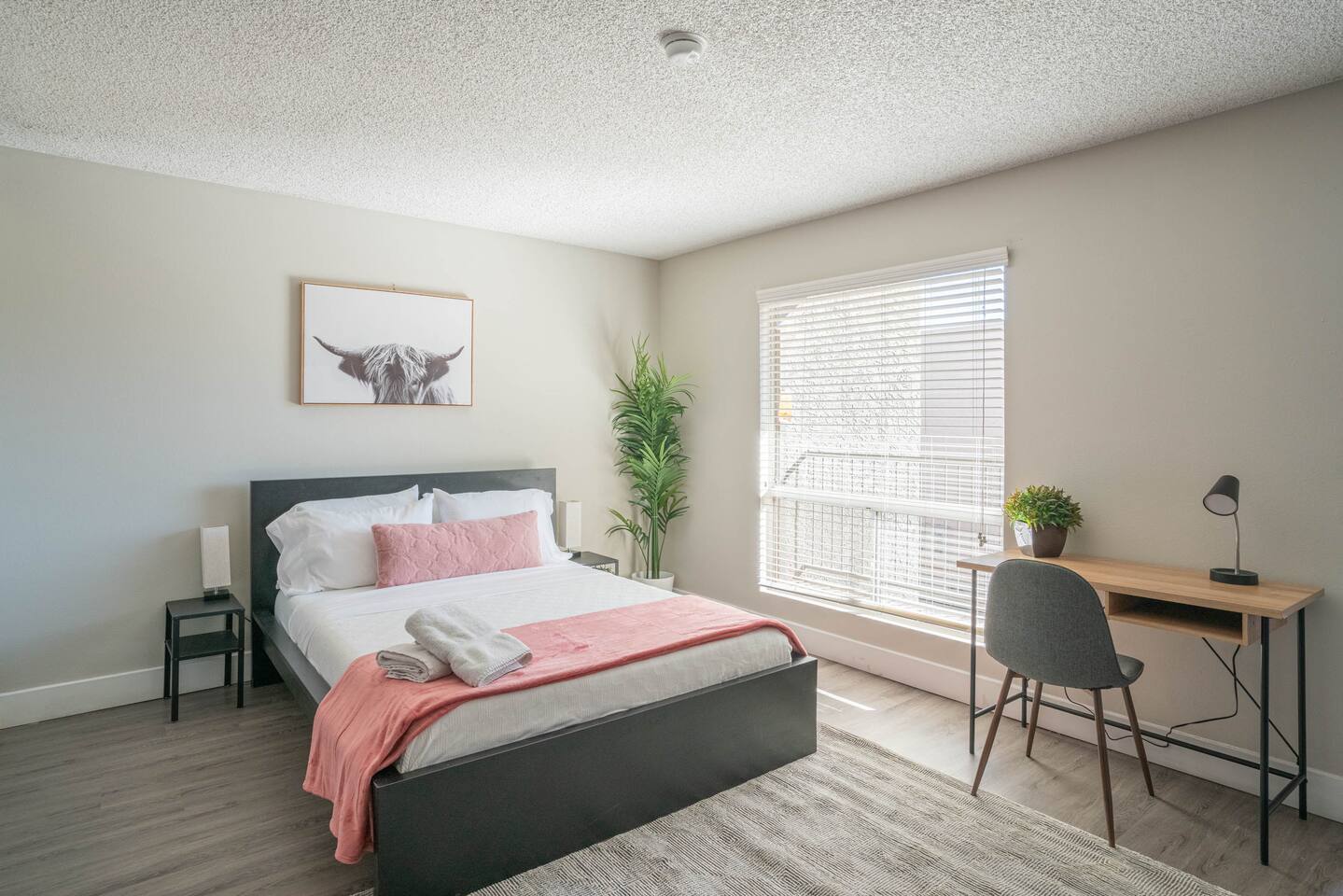 Studio | Gym | Pool | Great For Mid/Long Stays