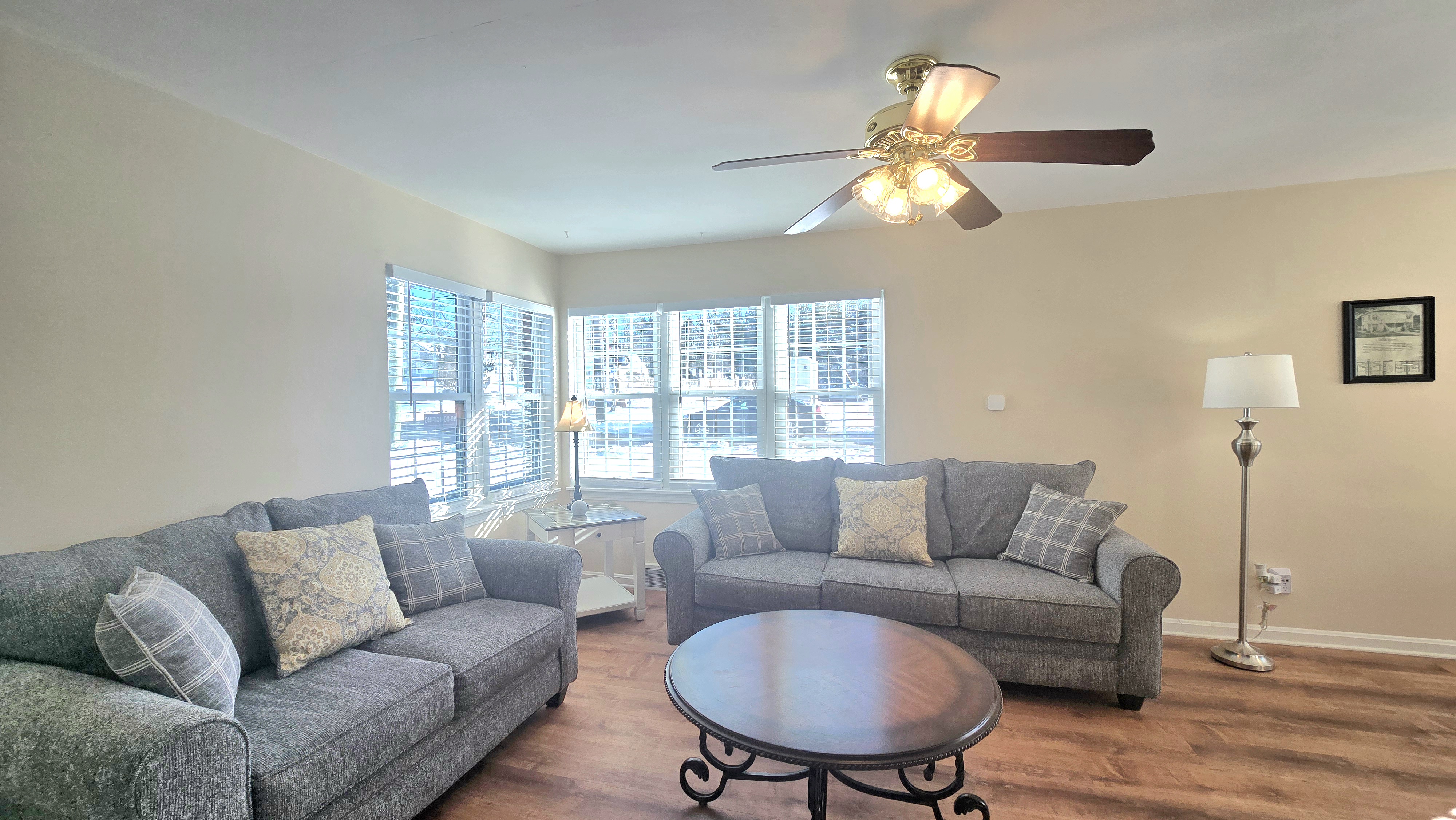 Modern Pet-Friendly Townhouse