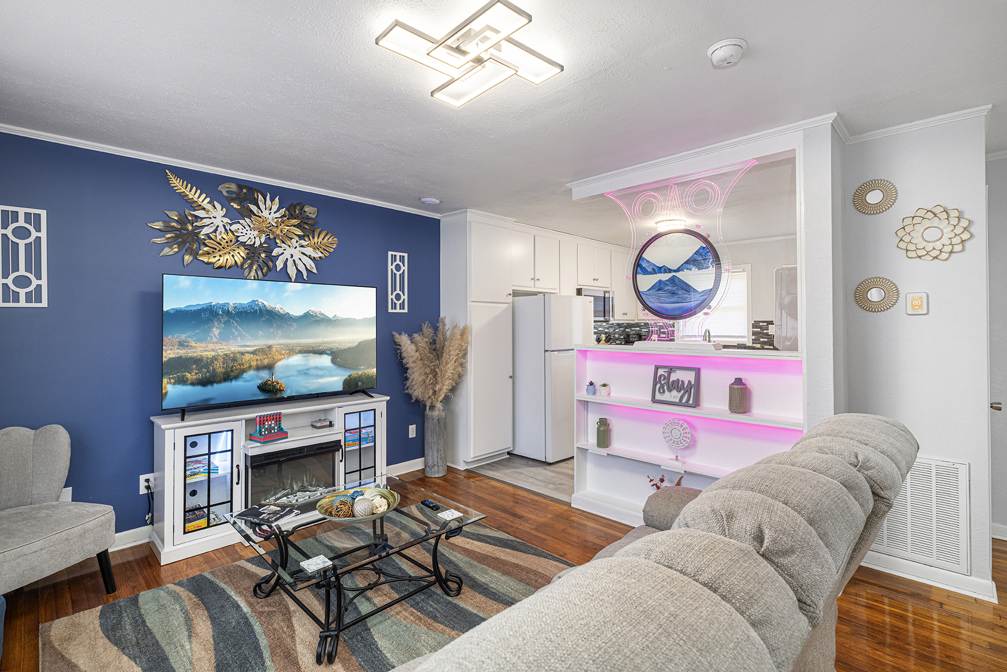 Owl's Nest - Custom LED Sand Art, Nintendo. Large Parking, EV