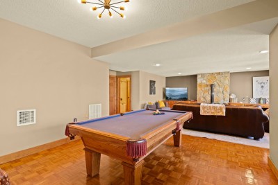 VIEWS~Black Bear 5BR Hot Tub~Fire Pit~ Game Room photo 8