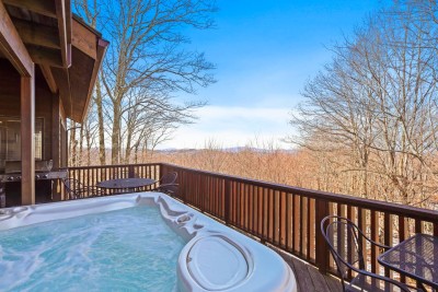 VIEWS~Black Bear 5BR Hot Tub~Fire Pit~ Game Room photo 2