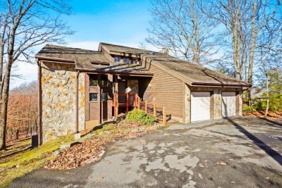 VIEWS~Black Bear 5BR Hot Tub~Fire Pit~ Game Room photo 3