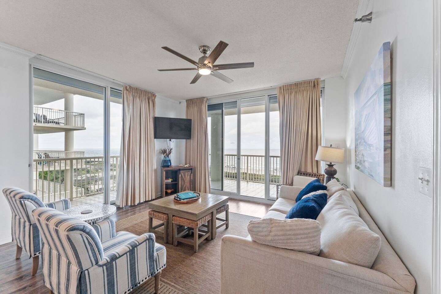 Beachfront Condo at Beach Club - Large Balcony!
