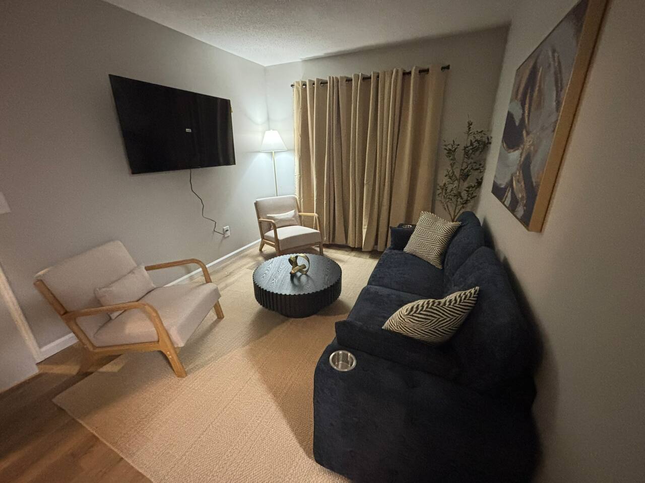 Downtown Manhattan Stay Near Poyntz Ave